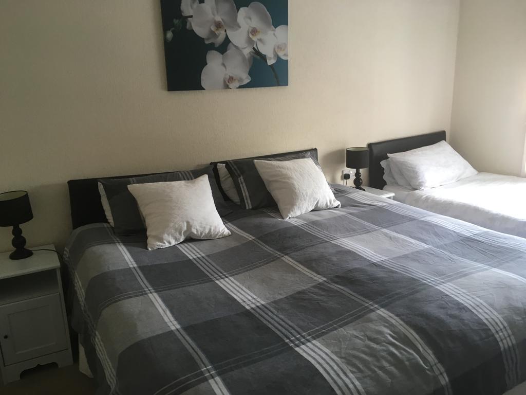 Bentons Guest House Τσέλτενχαμ Εξωτερικό φωτογραφία