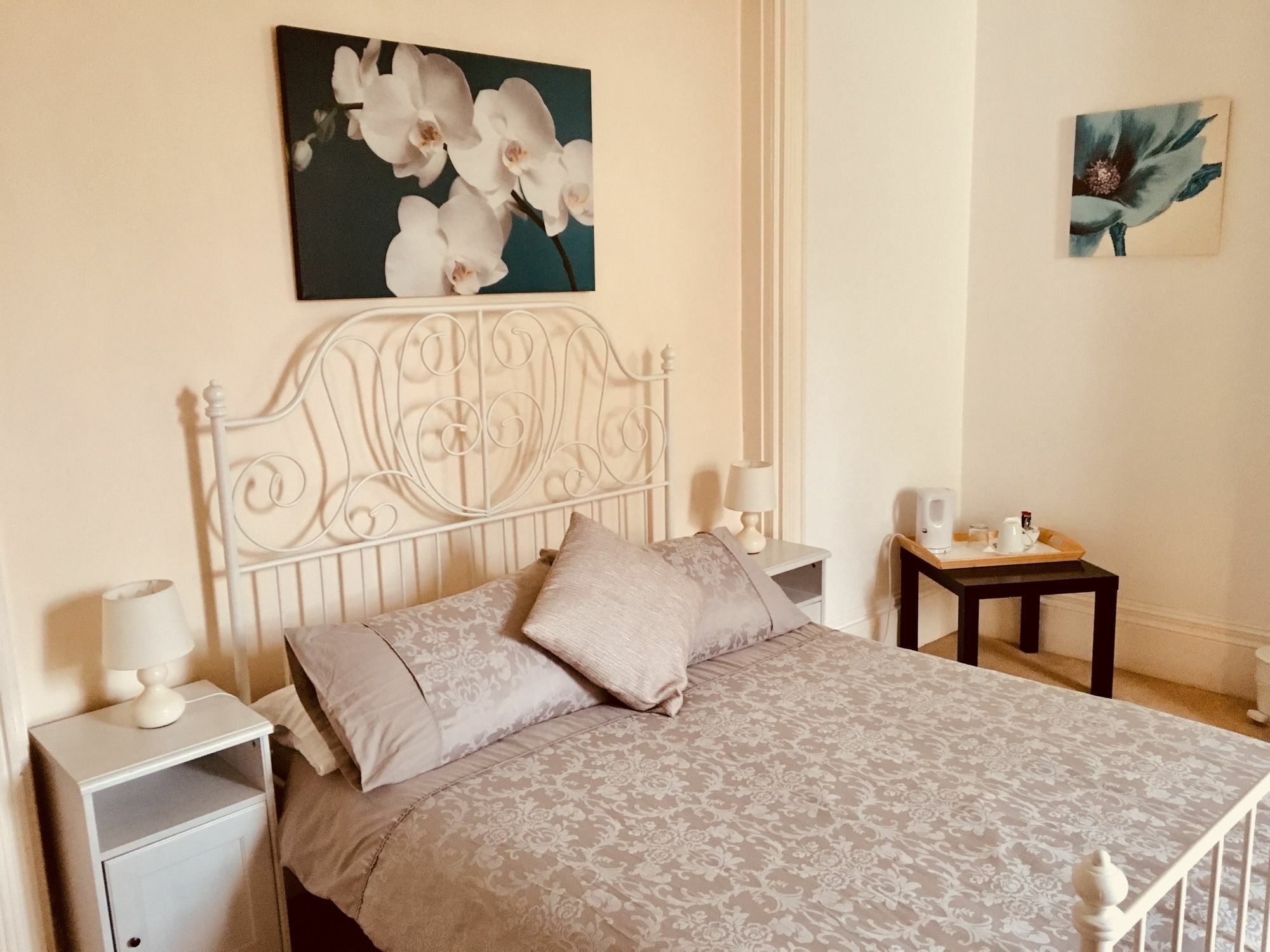 Bentons Guest House Τσέλτενχαμ Εξωτερικό φωτογραφία