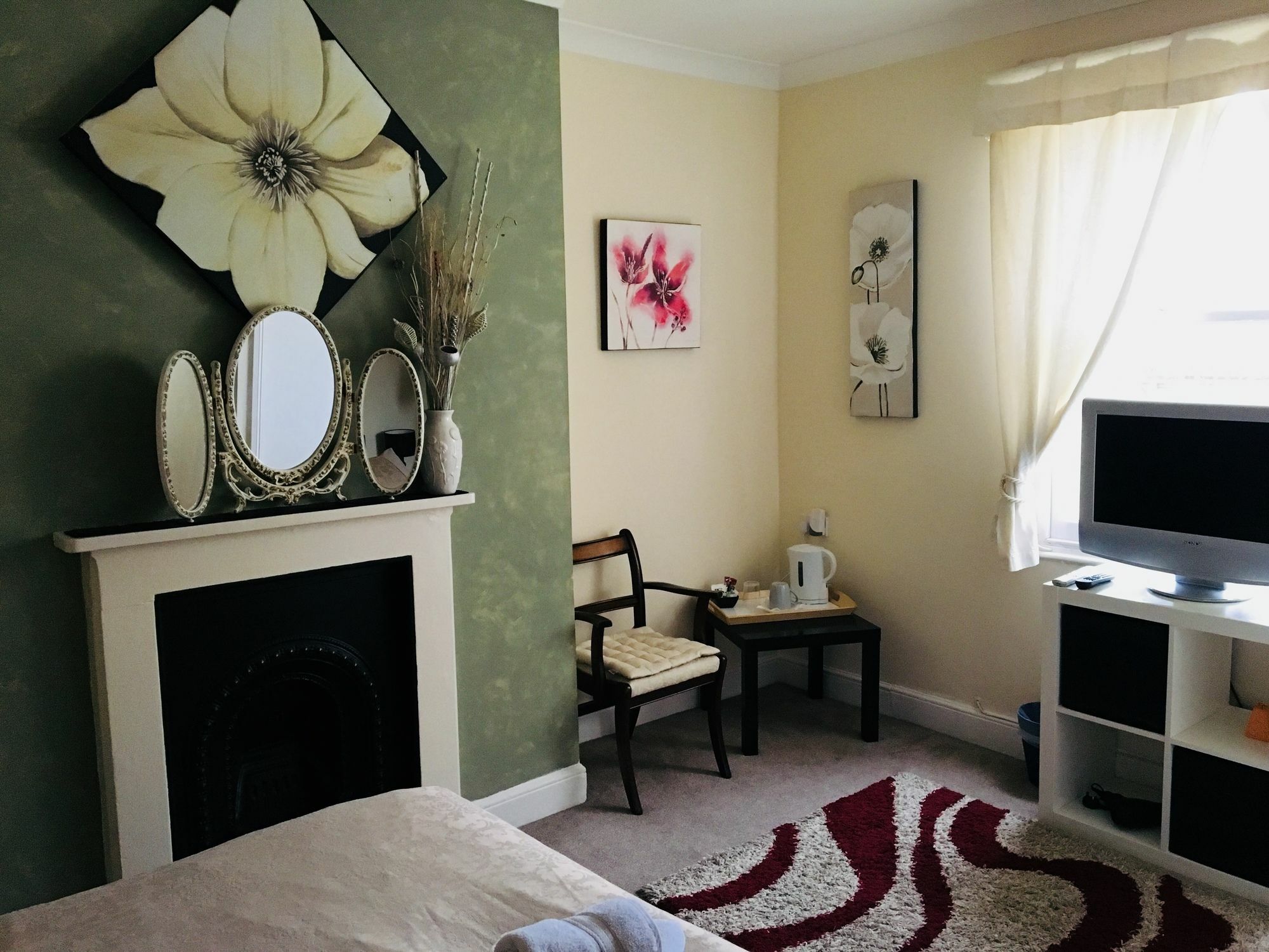 Bentons Guest House Τσέλτενχαμ Εξωτερικό φωτογραφία