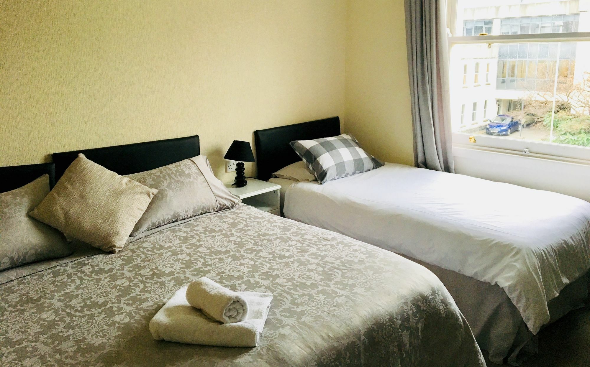 Bentons Guest House Τσέλτενχαμ Εξωτερικό φωτογραφία
